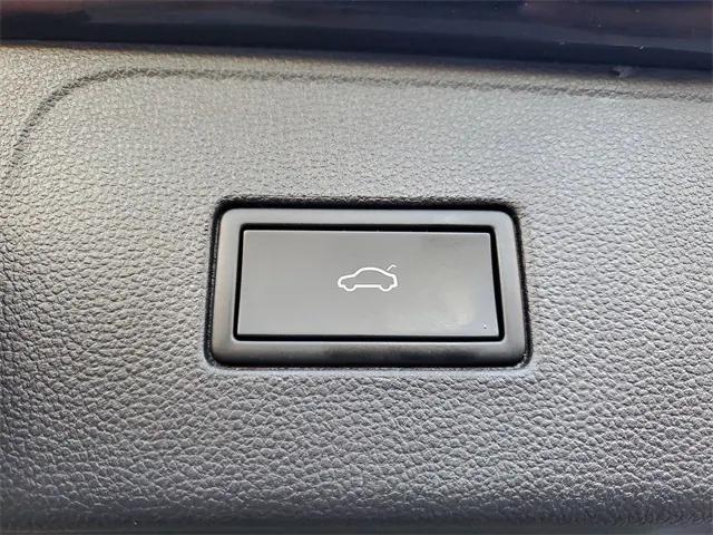 used 2024 Volkswagen Atlas car, priced at $26,690