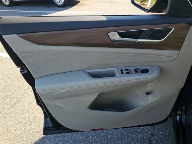 new 2026 Volkswagen Atlas car, priced at $43,538