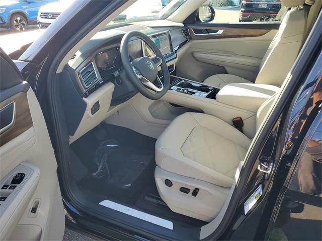 new 2026 Volkswagen Atlas car, priced at $43,538