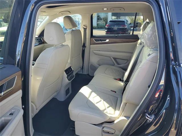 new 2026 Volkswagen Atlas car, priced at $43,538