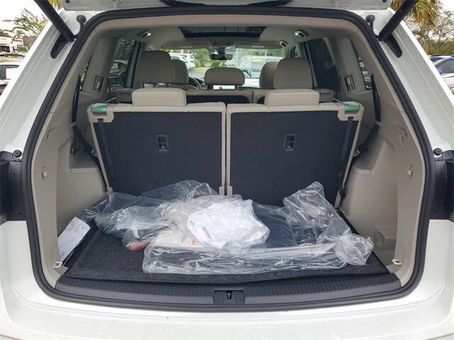 new 2026 Volkswagen Atlas car, priced at $44,487