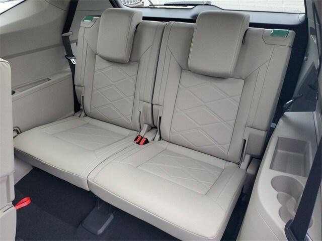 new 2026 Volkswagen Atlas car, priced at $44,487