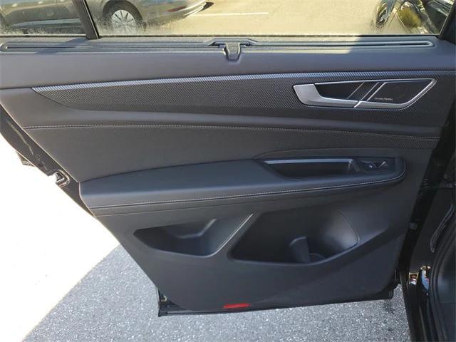 new 2026 Volkswagen Atlas Cross Sport car, priced at $52,569