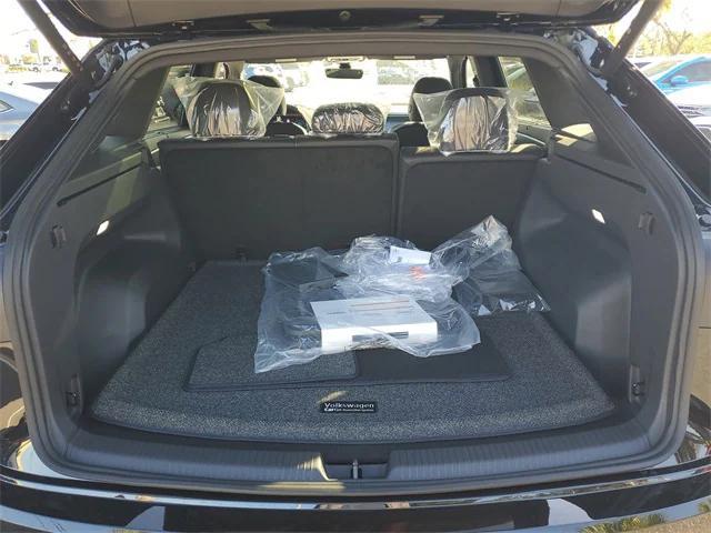 new 2026 Volkswagen Atlas Cross Sport car, priced at $52,569