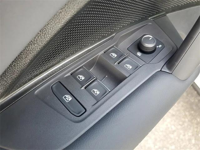 new 2025 Volkswagen Tiguan car, priced at $36,105