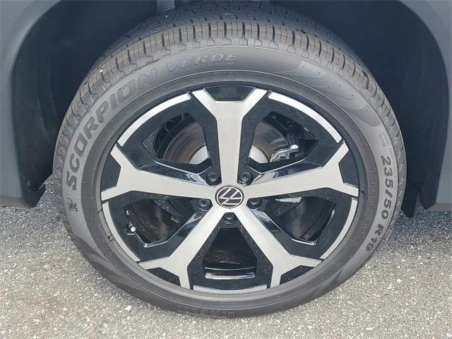 new 2025 Volkswagen Tiguan car, priced at $31,461