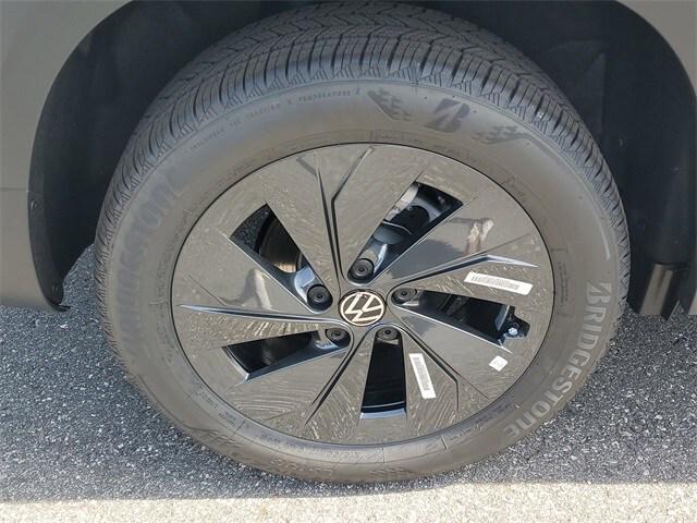 new 2025 Volkswagen Taos car, priced at $25,759