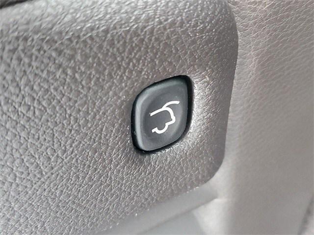 used 2015 Jeep Grand Cherokee car, priced at $12,499