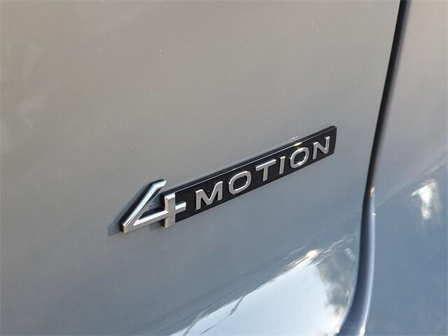 new 2026 Volkswagen Atlas Cross Sport car, priced at $53,006