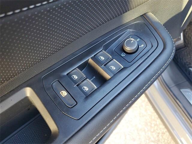 new 2026 Volkswagen Atlas Cross Sport car, priced at $53,006