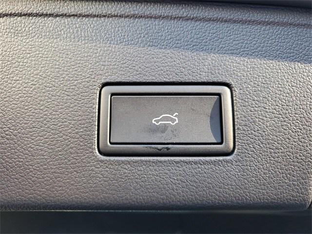 new 2026 Volkswagen Atlas Cross Sport car, priced at $53,006