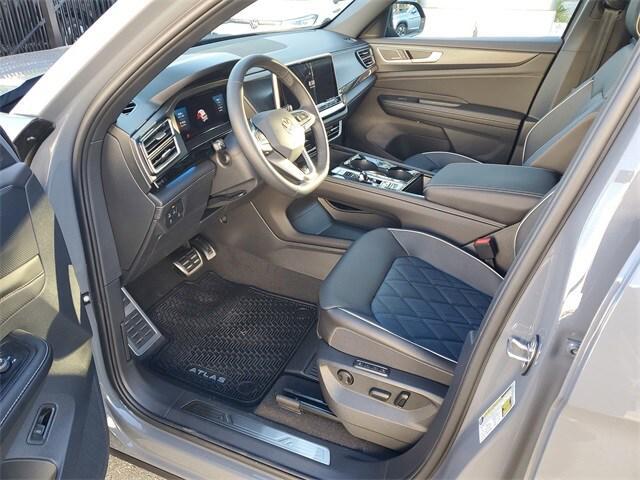 new 2026 Volkswagen Atlas Cross Sport car, priced at $53,006