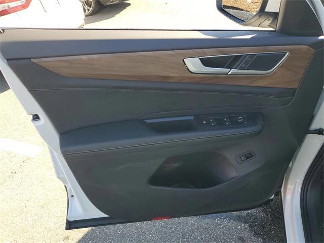 new 2026 Volkswagen Atlas car, priced at $42,943