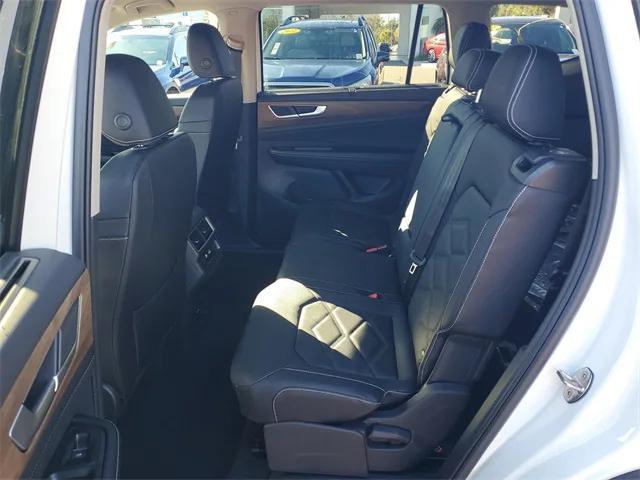 new 2026 Volkswagen Atlas car, priced at $42,943