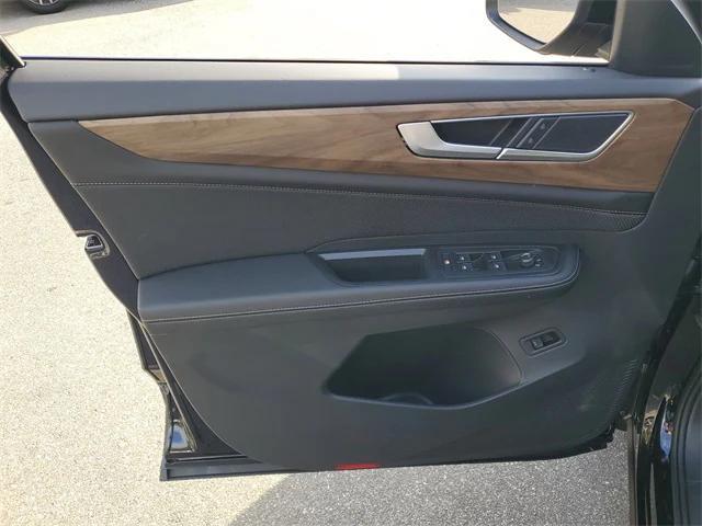 new 2026 Volkswagen Atlas car, priced at $44,550