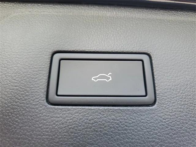 new 2026 Volkswagen Atlas car, priced at $44,550