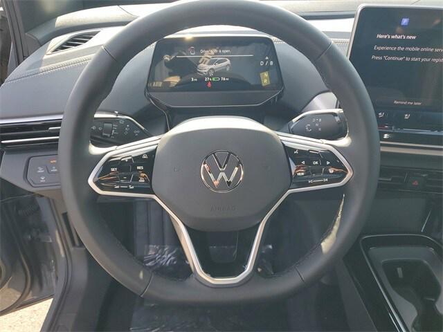 new 2025 Volkswagen ID.4 car, priced at $45,571