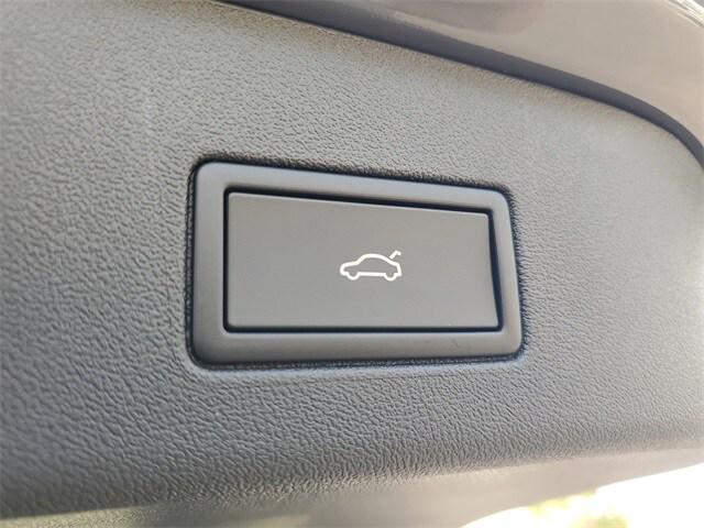 new 2025 Volkswagen ID.4 car, priced at $45,571