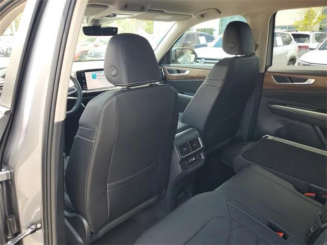 new 2025 Volkswagen Atlas car, priced at $35,518
