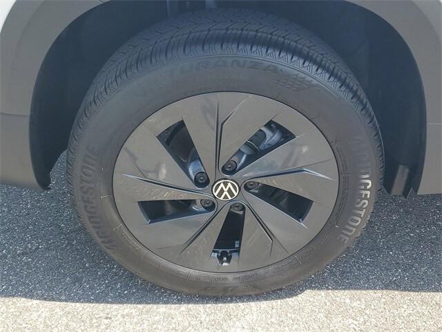 new 2025 Volkswagen Taos car, priced at $25,620