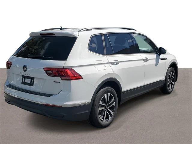 new 2024 Volkswagen Tiguan car, priced at $28,892