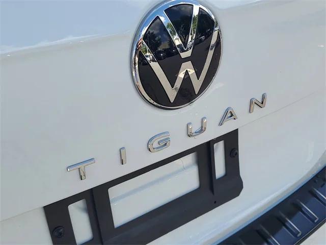 new 2024 Volkswagen Tiguan car, priced at $28,892