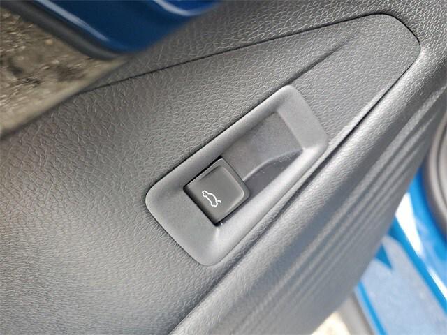 new 2025 Volkswagen ID.4 car, priced at $46,169