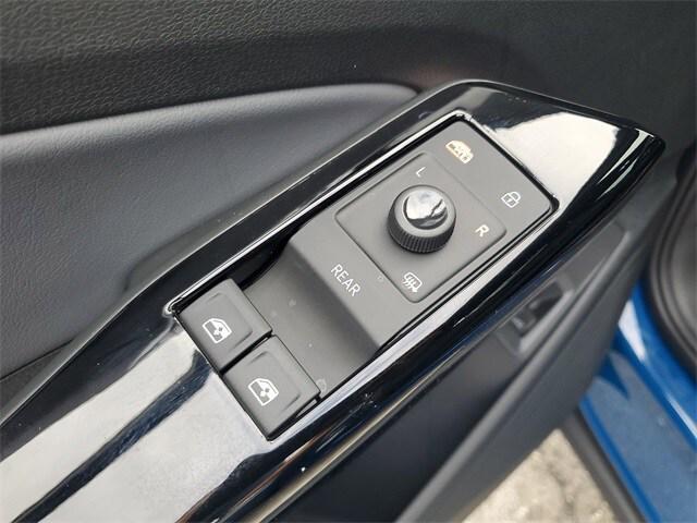 new 2025 Volkswagen ID.4 car, priced at $46,169