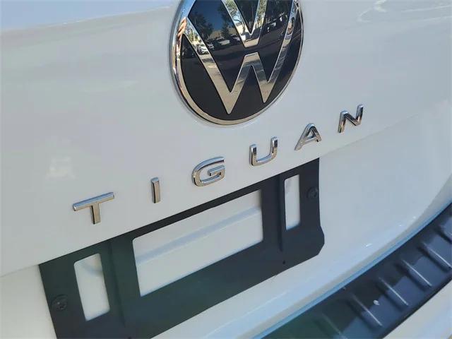 new 2024 Volkswagen Tiguan car, priced at $30,105