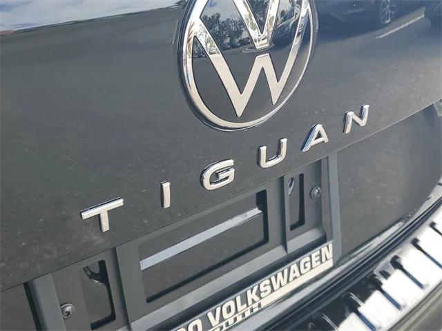 new 2024 Volkswagen Tiguan car, priced at $32,944