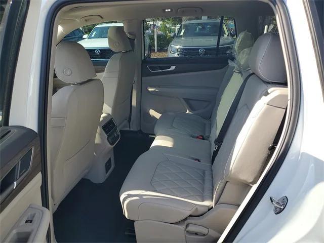 new 2025 Volkswagen Atlas car, priced at $52,880