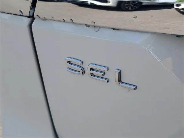new 2025 Volkswagen Atlas car, priced at $52,880