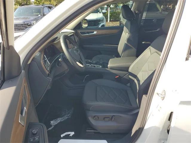 new 2025 Volkswagen Atlas car, priced at $42,089