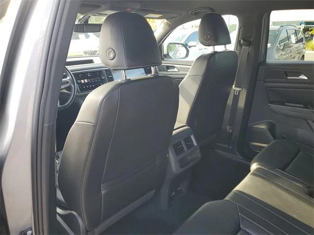 used 2020 Volkswagen Atlas Cross Sport car, priced at $20,899