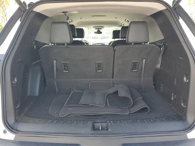 used 2020 Chevrolet Traverse car, priced at $24,299