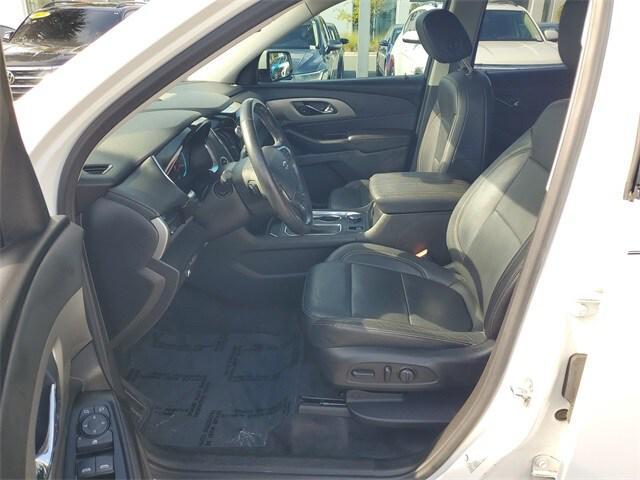 used 2020 Chevrolet Traverse car, priced at $24,299