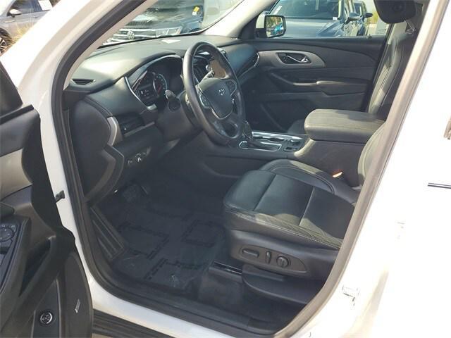 used 2020 Chevrolet Traverse car, priced at $24,299