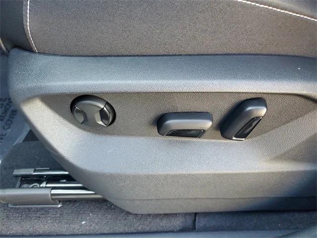 new 2026 Volkswagen Atlas car, priced at $38,536