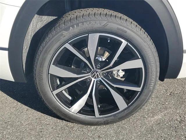 new 2026 Volkswagen Atlas car, priced at $53,483