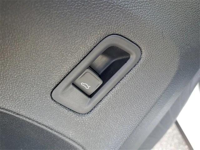 new 2026 Volkswagen Atlas car, priced at $53,483