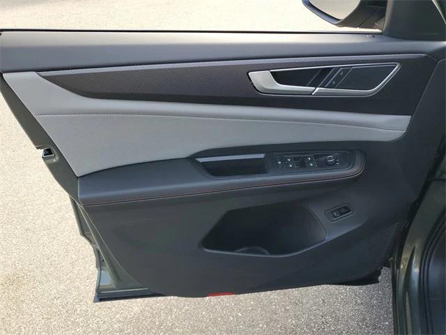 new 2026 Volkswagen Atlas car, priced at $47,192