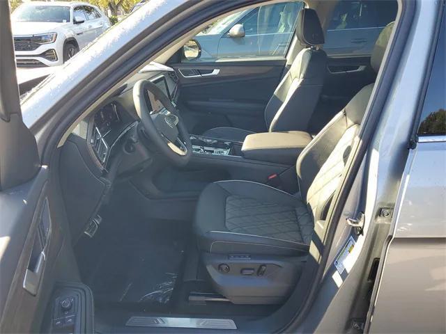 new 2026 Volkswagen Atlas car, priced at $54,144