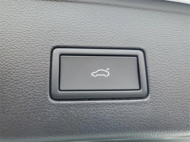 new 2026 Volkswagen Atlas Cross Sport car, priced at $53,006