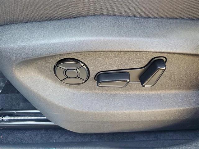 new 2026 Volkswagen Tiguan car, priced at $33,749