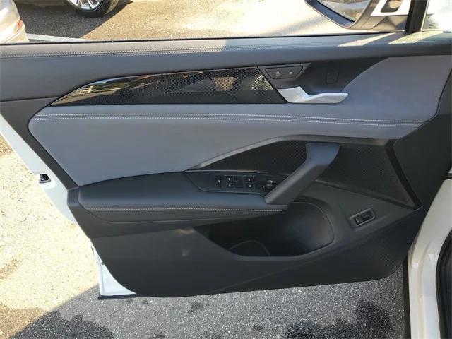 new 2026 Volkswagen Tiguan car, priced at $33,749