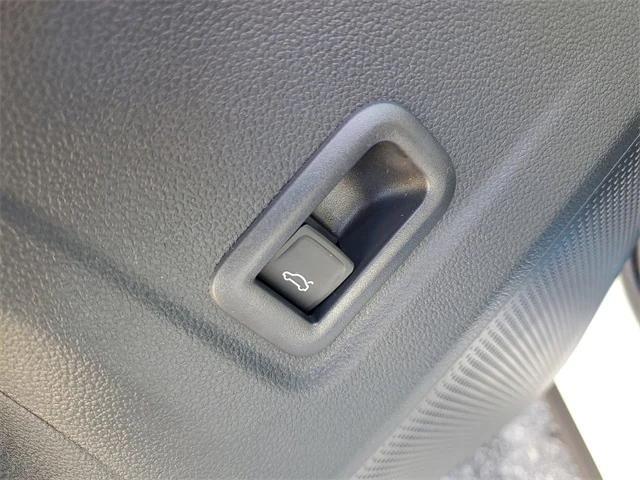 new 2026 Volkswagen Tiguan car, priced at $33,749