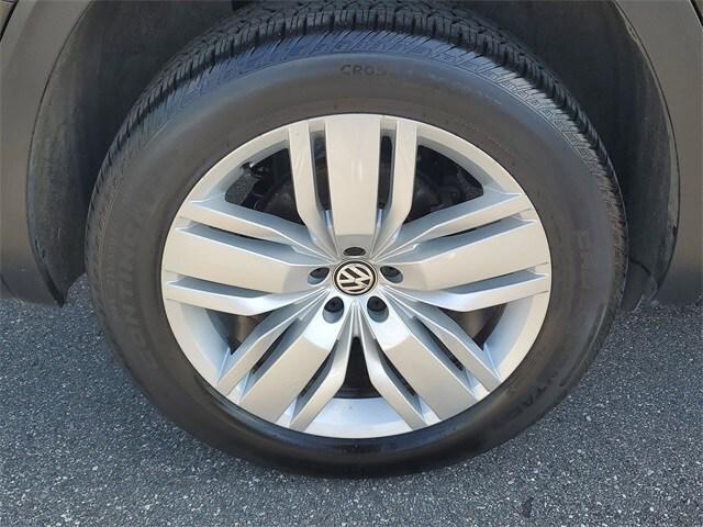 used 2018 Volkswagen Atlas car, priced at $21,999