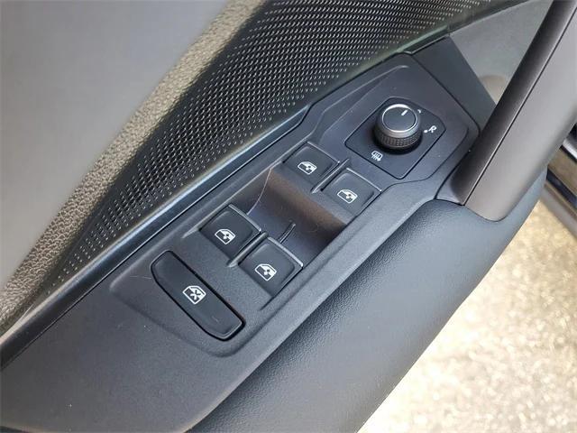 new 2026 Volkswagen Tiguan car, priced at $37,273