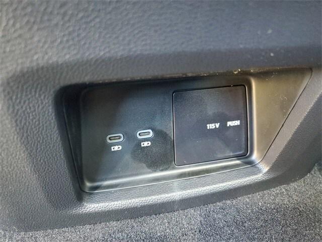 new 2026 Volkswagen Atlas Cross Sport car, priced at $53,006