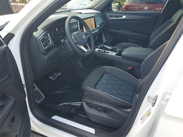 new 2026 Volkswagen Atlas Cross Sport car, priced at $53,006